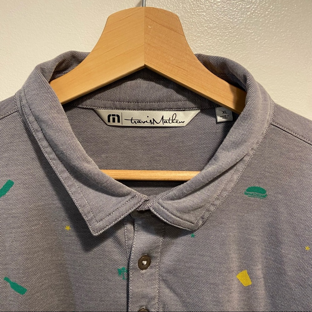Travis Mathew Gray Cookout Print Polo Shirt Men’s XL.
